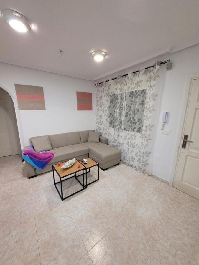 Apartamento Bajo Con Terraza Y Piscina Torrevieja Exteriér fotografie