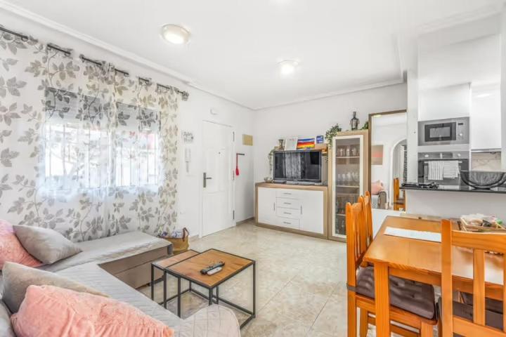 Apartamento Bajo Con Terraza Y Piscina Torrevieja Exteriér fotografie